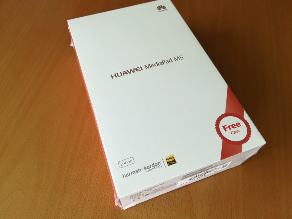 HUAWEI MediaPad M5の外箱