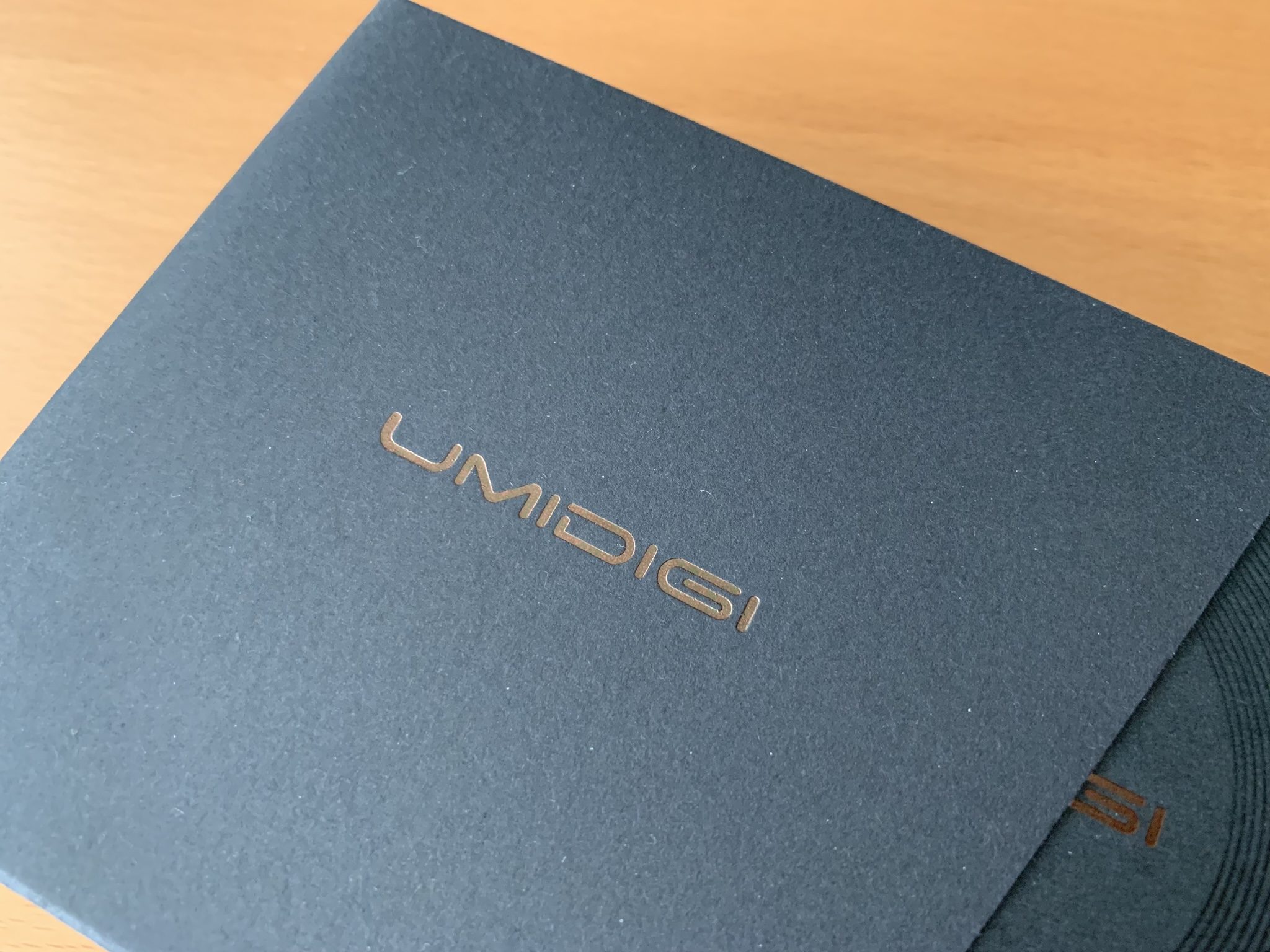 UMIDIGI A5 Pro外箱
